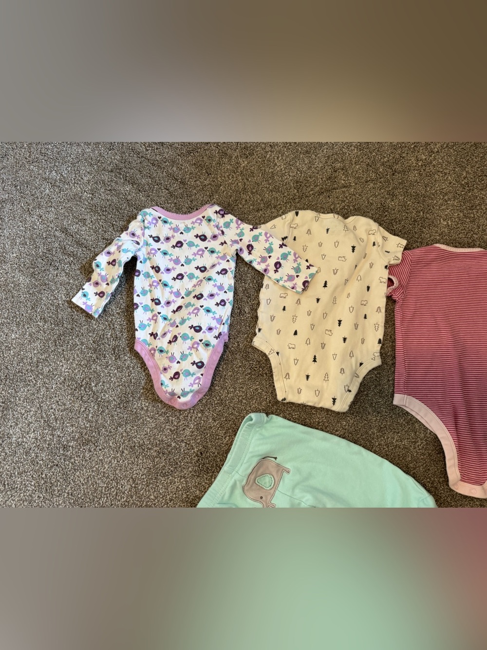 Baby girl lot of 4 one-pieces & 1 pant 3-6 months Baby Gap Chick Pea Koala Pink - Picture 12 of 13